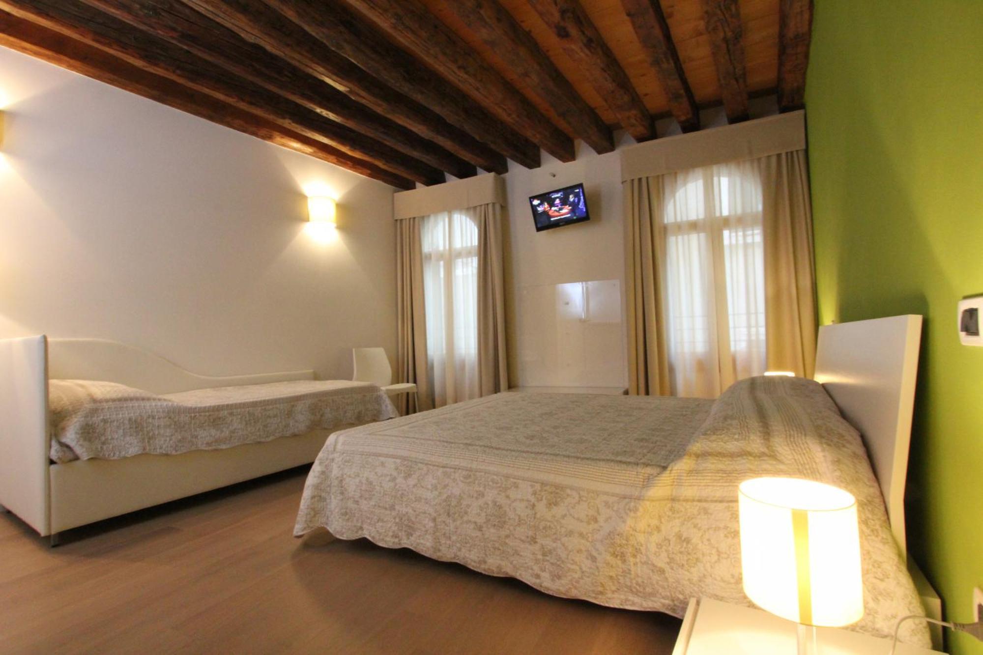 City Apartments Rialto Market Венеція Екстер'єр фото